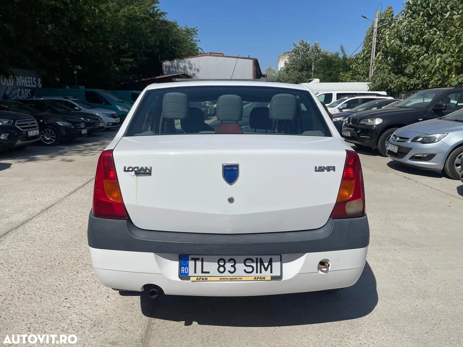 Dacia Logan 1.6 MPI Laureate - 14
