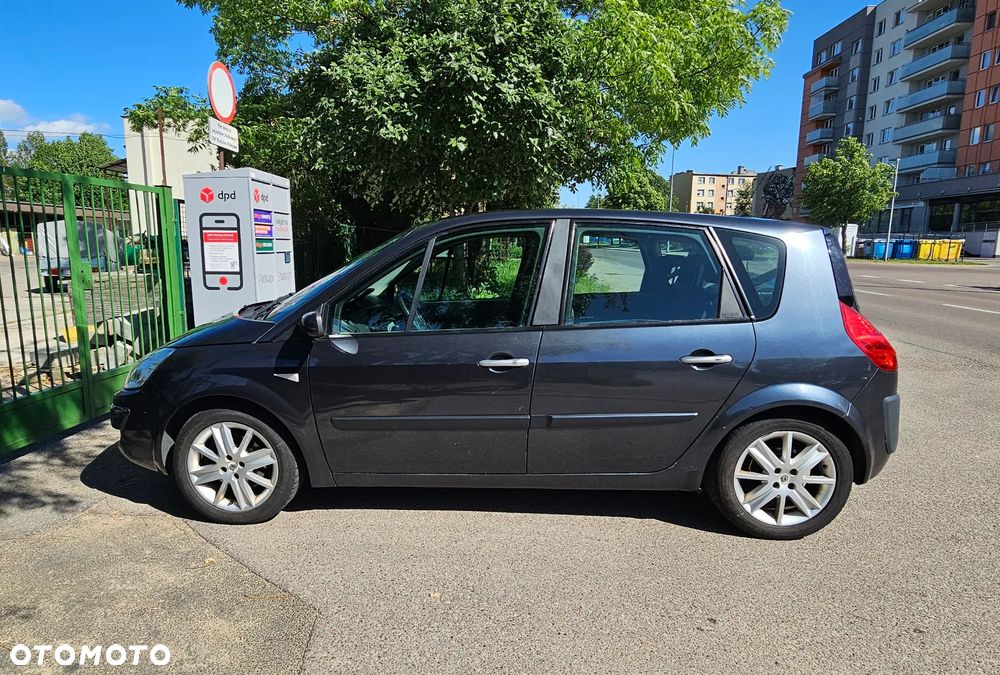 Renault Scenic 1.9 dCi Tech Run - 8