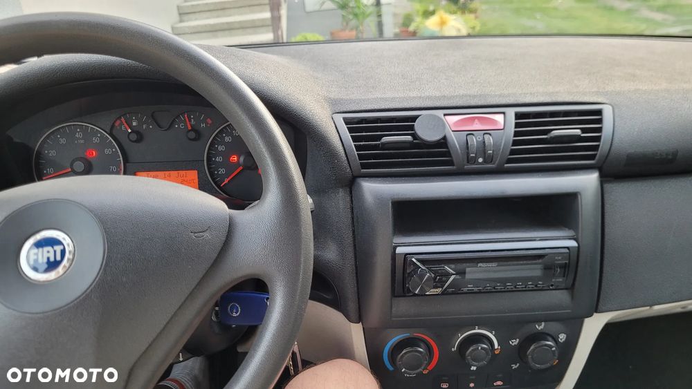 Fiat Stilo 1.4 16V Active - 13