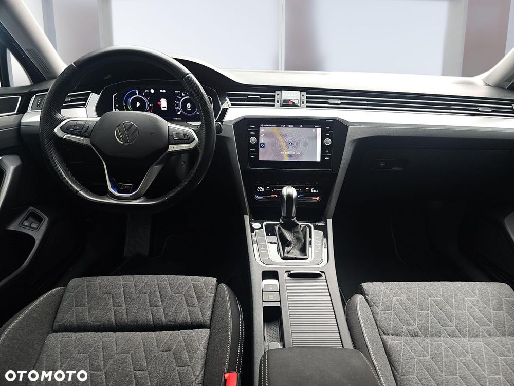 Volkswagen Passat Variant - 8