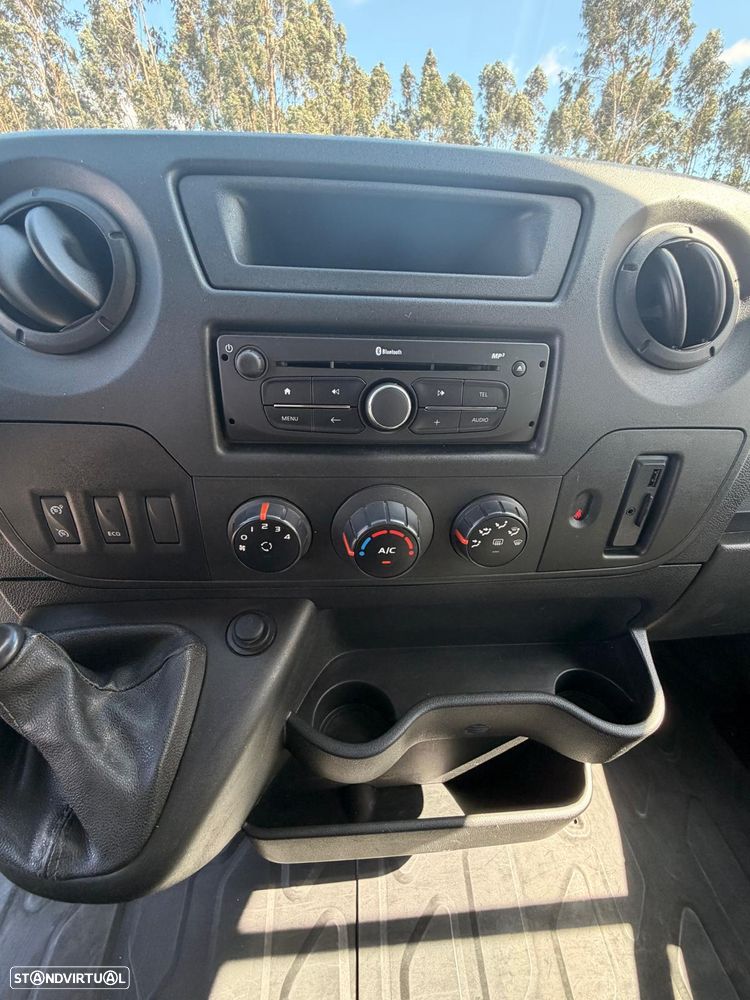 Renault Master 7Lug Maxi - 18