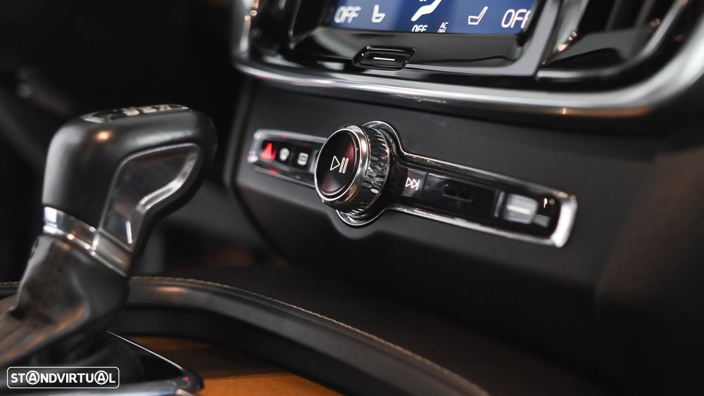 Volvo S90 2.0 D4 Inscription Geartronic - 37