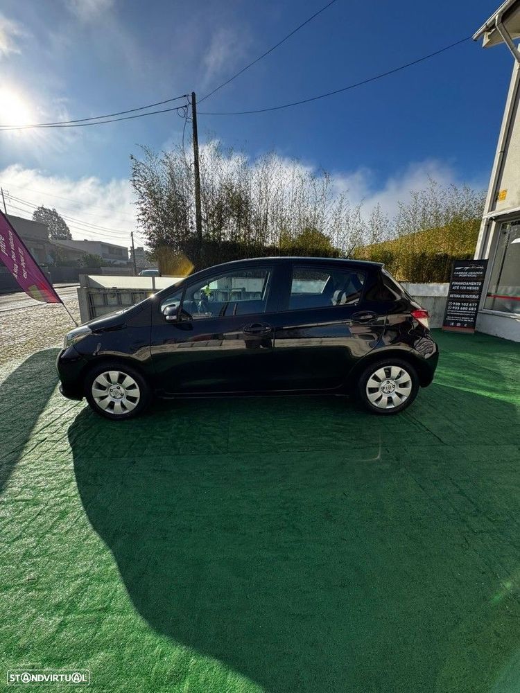 Toyota Yaris 1.33 VVT-i Sport+Navi - 9