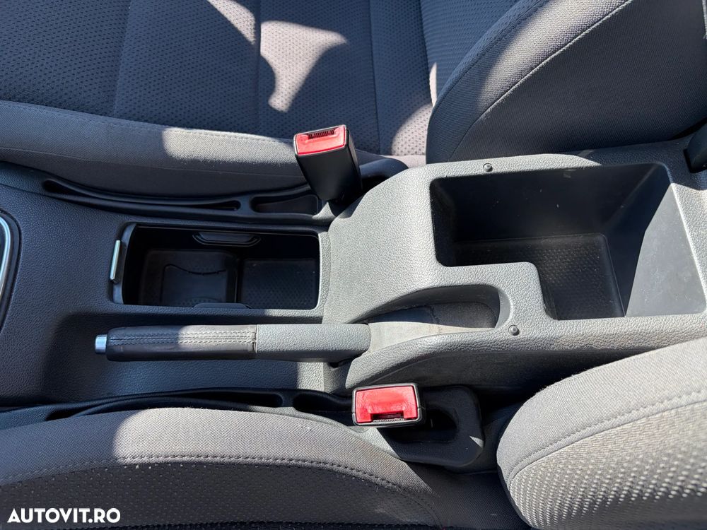 VOLKSWAGEN Golf 2006 — imagine 11