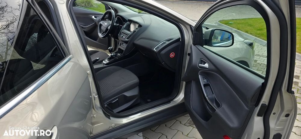 Ford Focus 1.0 EcoBoost Start Stop Titanium - 8