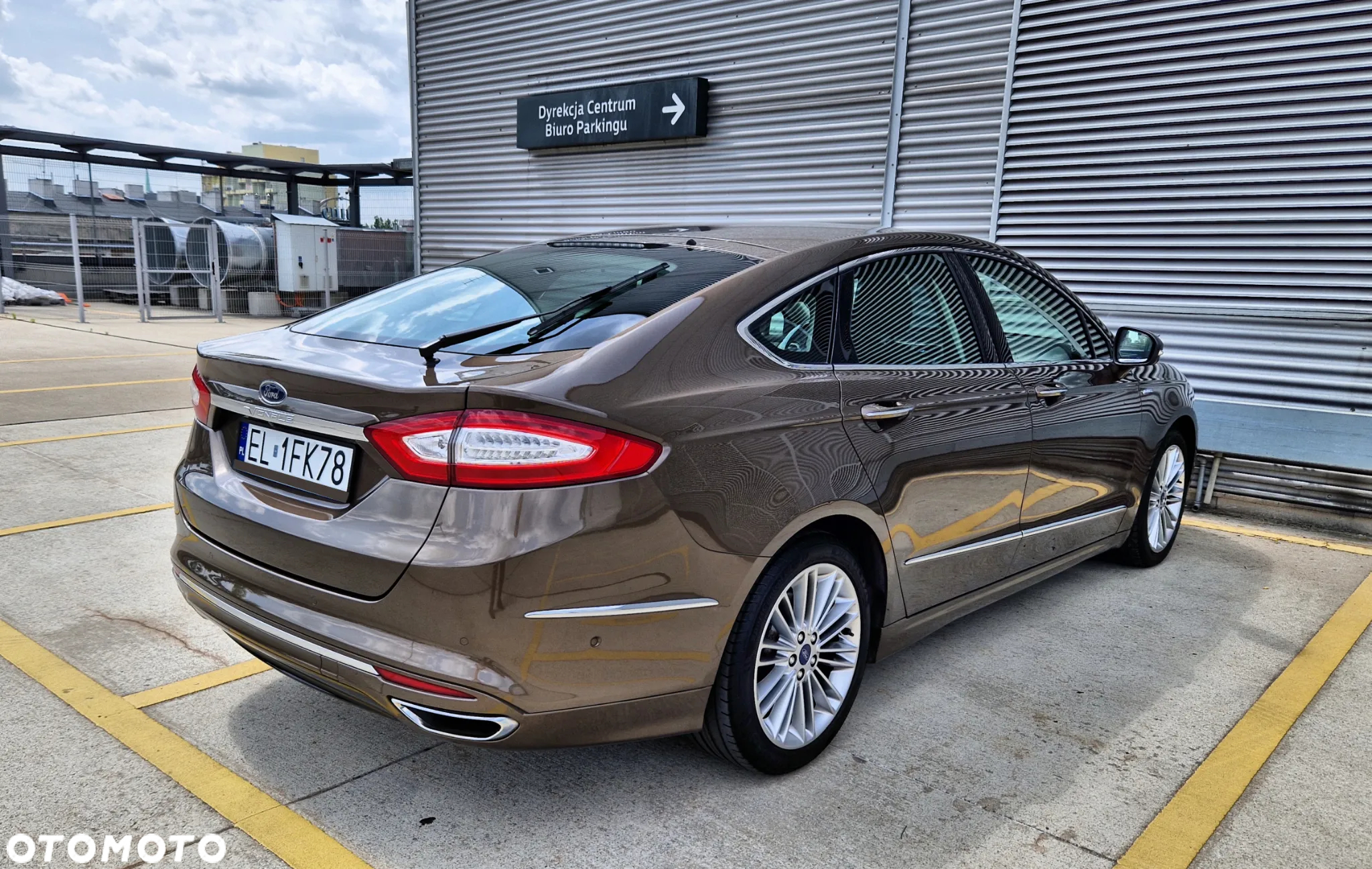Ford Mondeo Vignale 2.0 TDCi PowerShift - 13