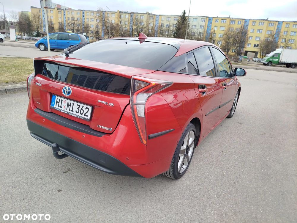 Toyota Prius Hybrid - 3