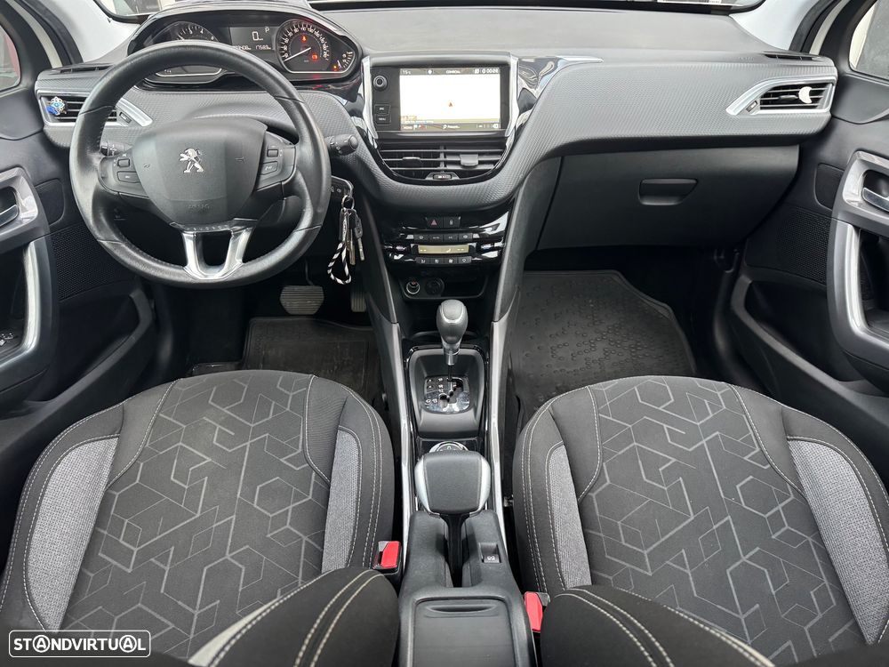 Peugeot 2008 PureTech 110 GPF Stop&Start EAT6 Allure - 10