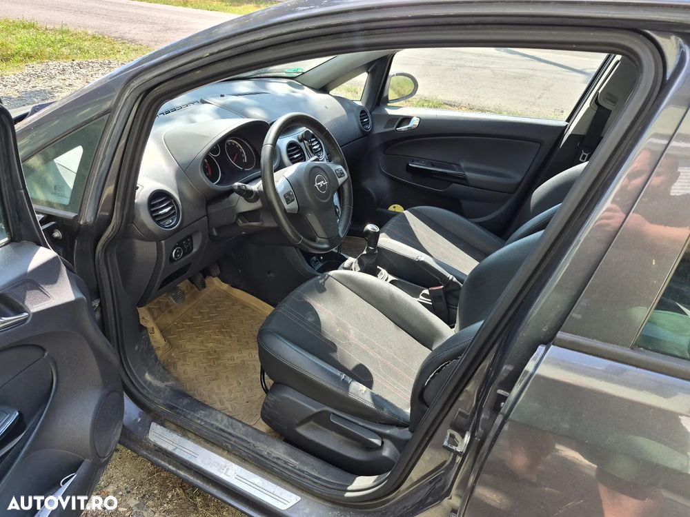 Opel Corsa - 8