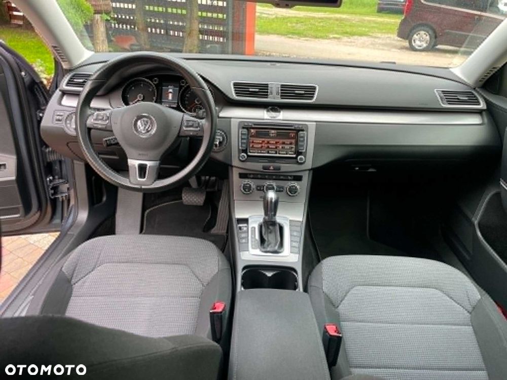 Volkswagen Passat - 5
