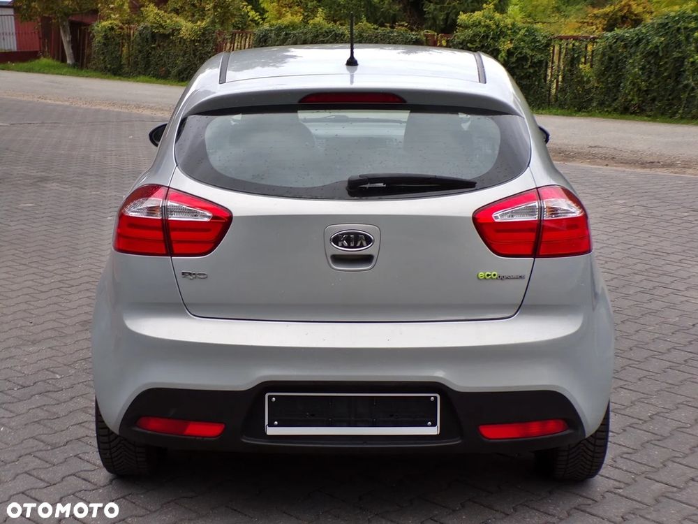 Kia Rio 1.1 CRDI Attract - 9