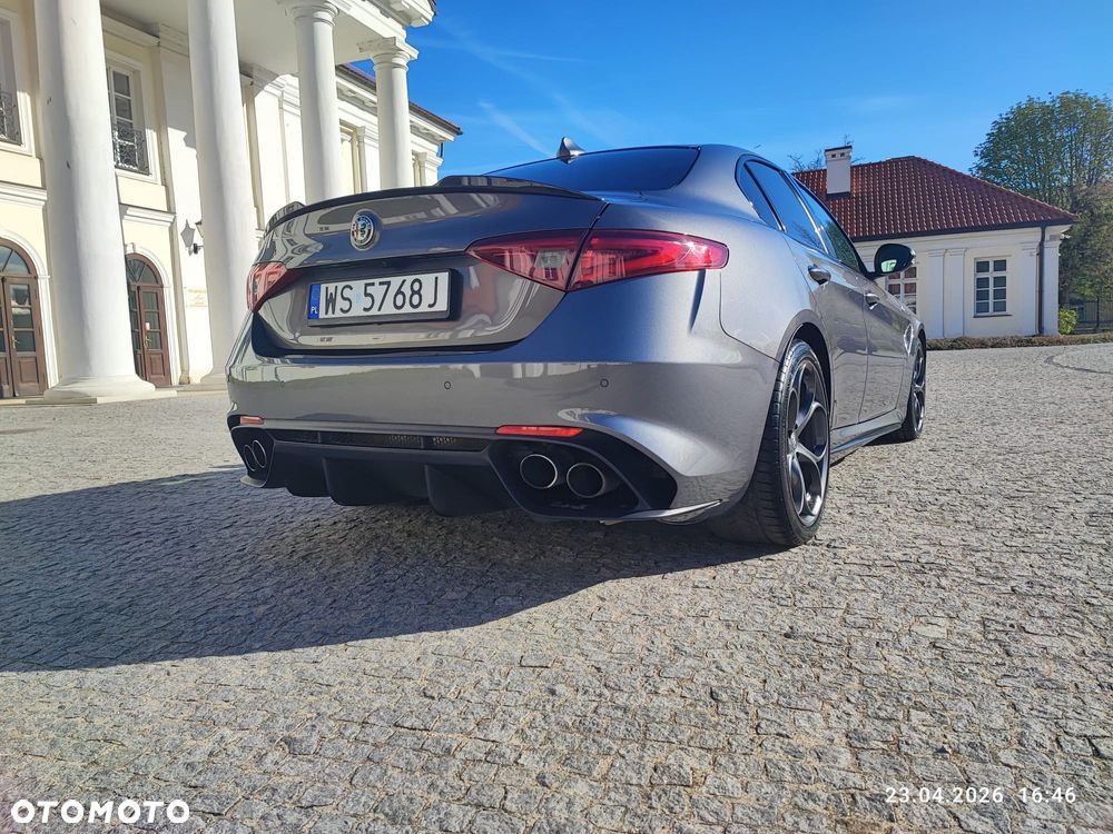 Alfa Romeo Giulia 2.9 V6 Bi-Turbo AT8 Quadrifoglio - 6