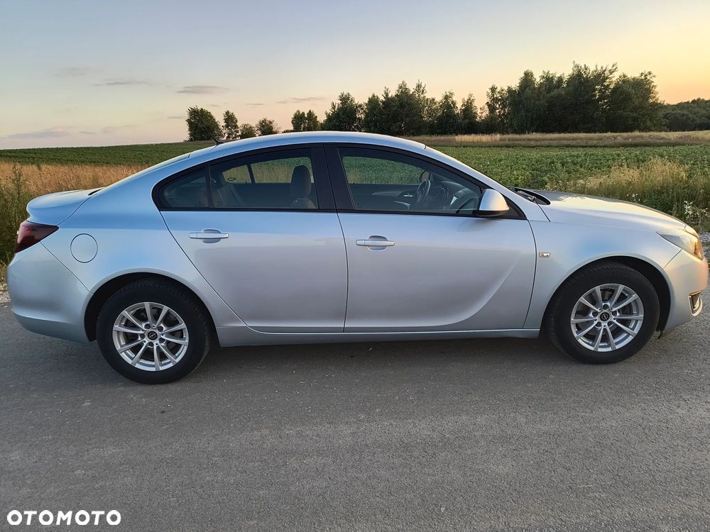 Opel Insignia 1.8 - 3