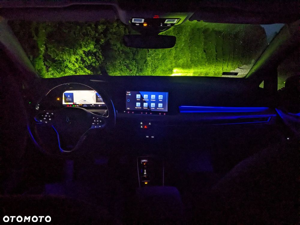 Volkswagen Golf Variant - 36