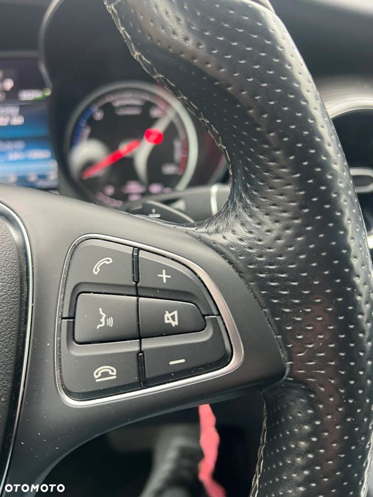 Mercedes-Benz EQV 300 lang - 17