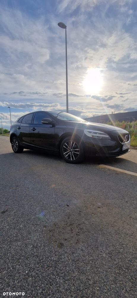 Volvo V40 D2 Momentum - 9