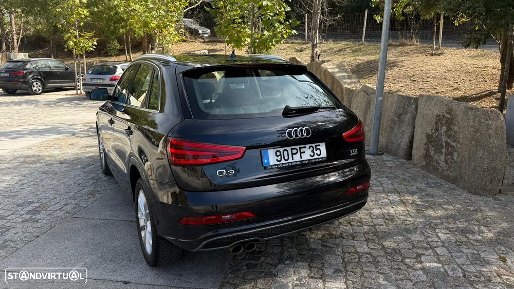 Audi Q3 2.0 TDI quattro Business Line S-line S-tronic - 29