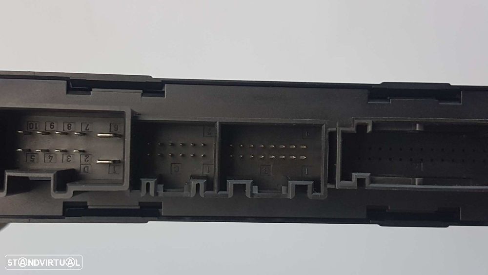 MOTOR ELEVADOR TRASEIRO DIREITO VOLKSWAGEN TOUAREG (7LA) TDI R5 - 7