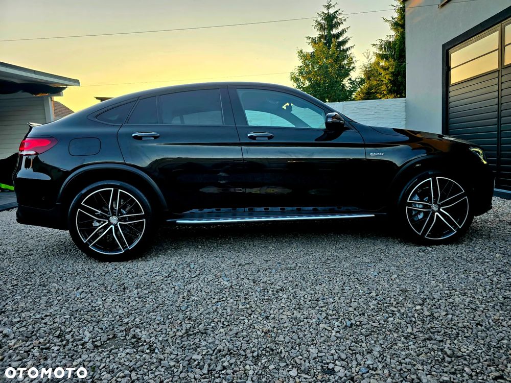 Mercedes-Benz GLC - 38