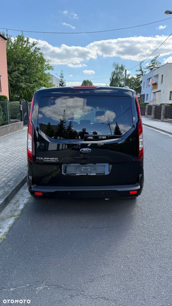 Ford Tourneo Connect Grand - 5