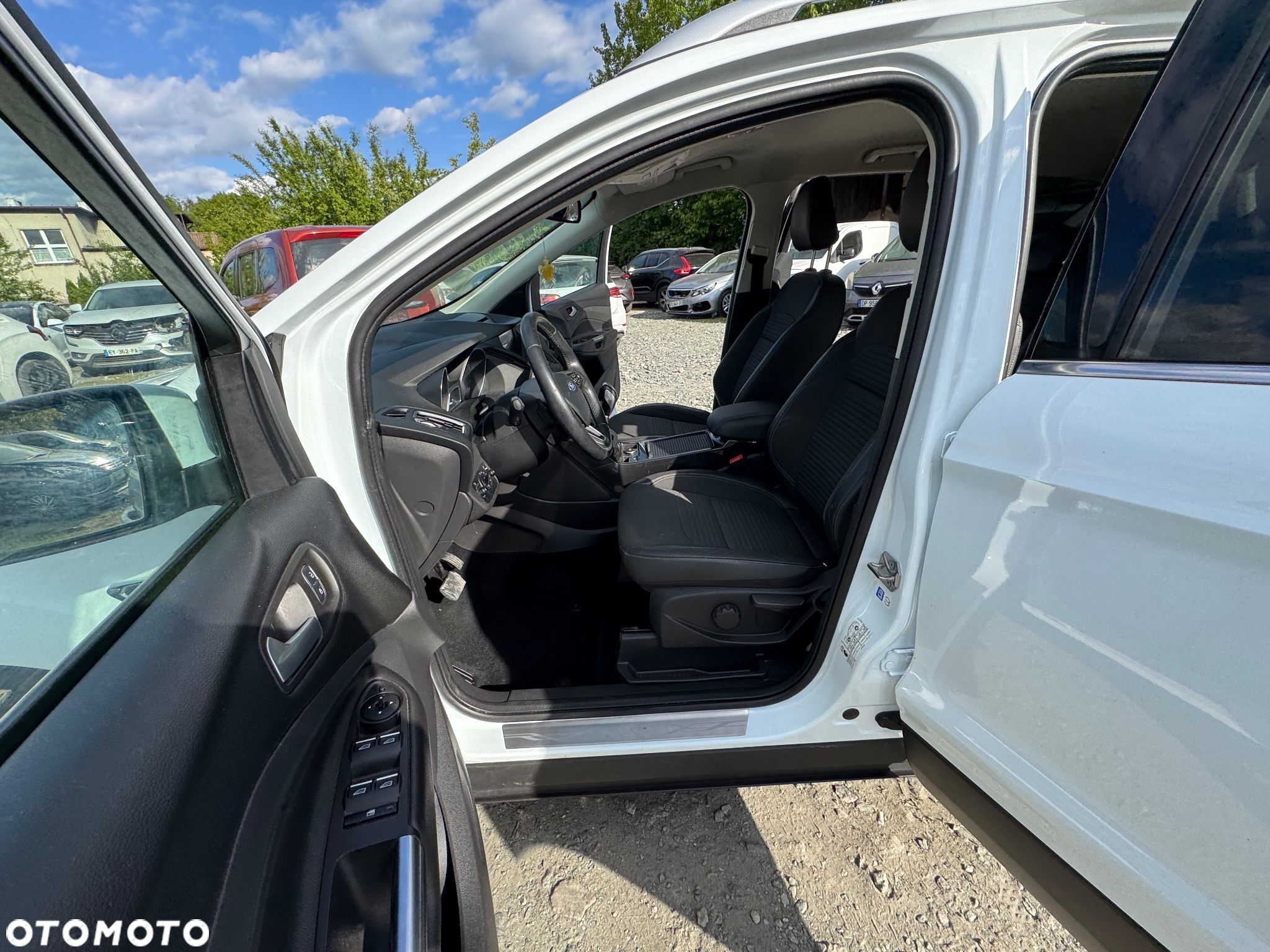 Ford Kuga - 15