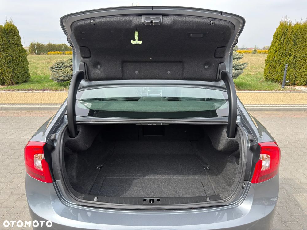 Volvo S60 2.5 T5 AWD - 31