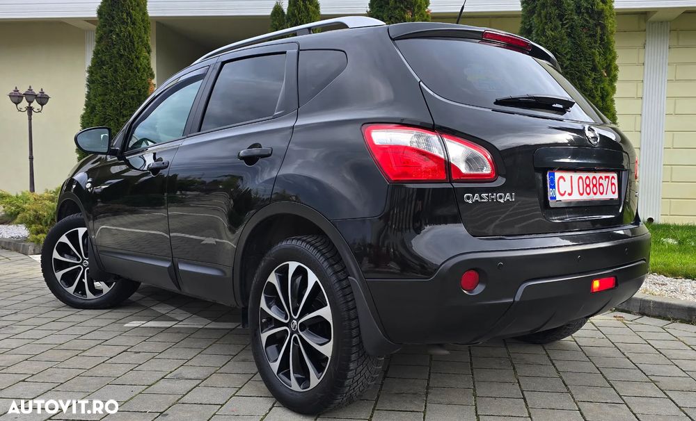 Nissan Qashqai 1.6 dCi DPF 4x4 tekna - 6