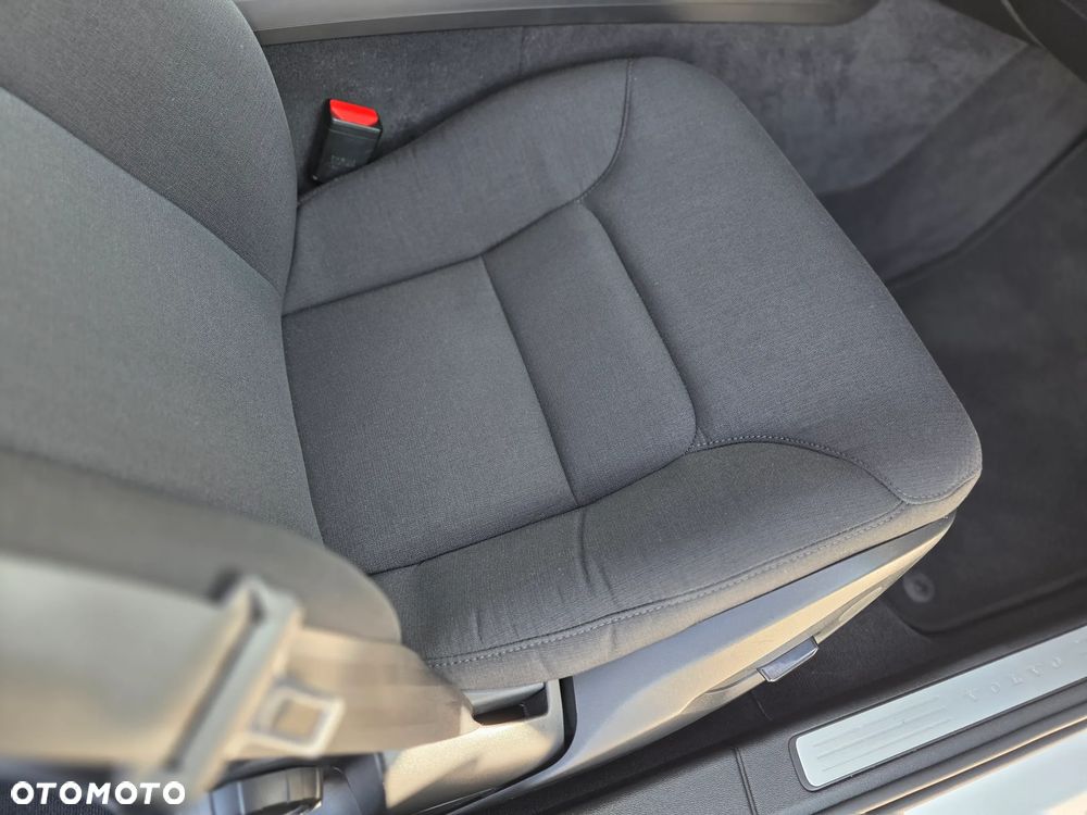 Volvo V60 B3 B Momentum Pro - 27