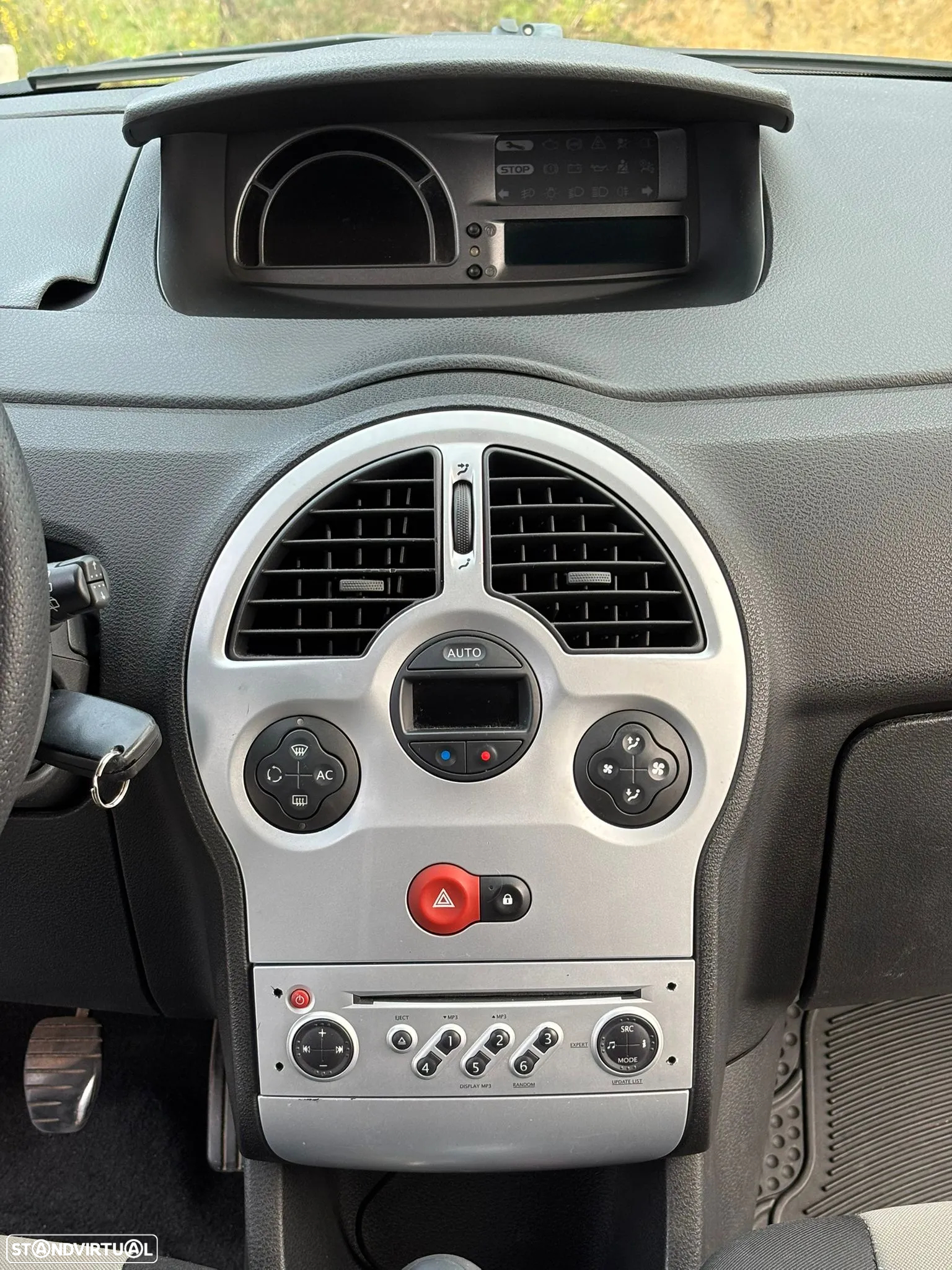 Renault Grand Modus 1.5 dCi Dynamique S - 9