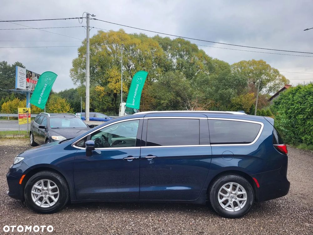 Chrysler Pacifica - 11