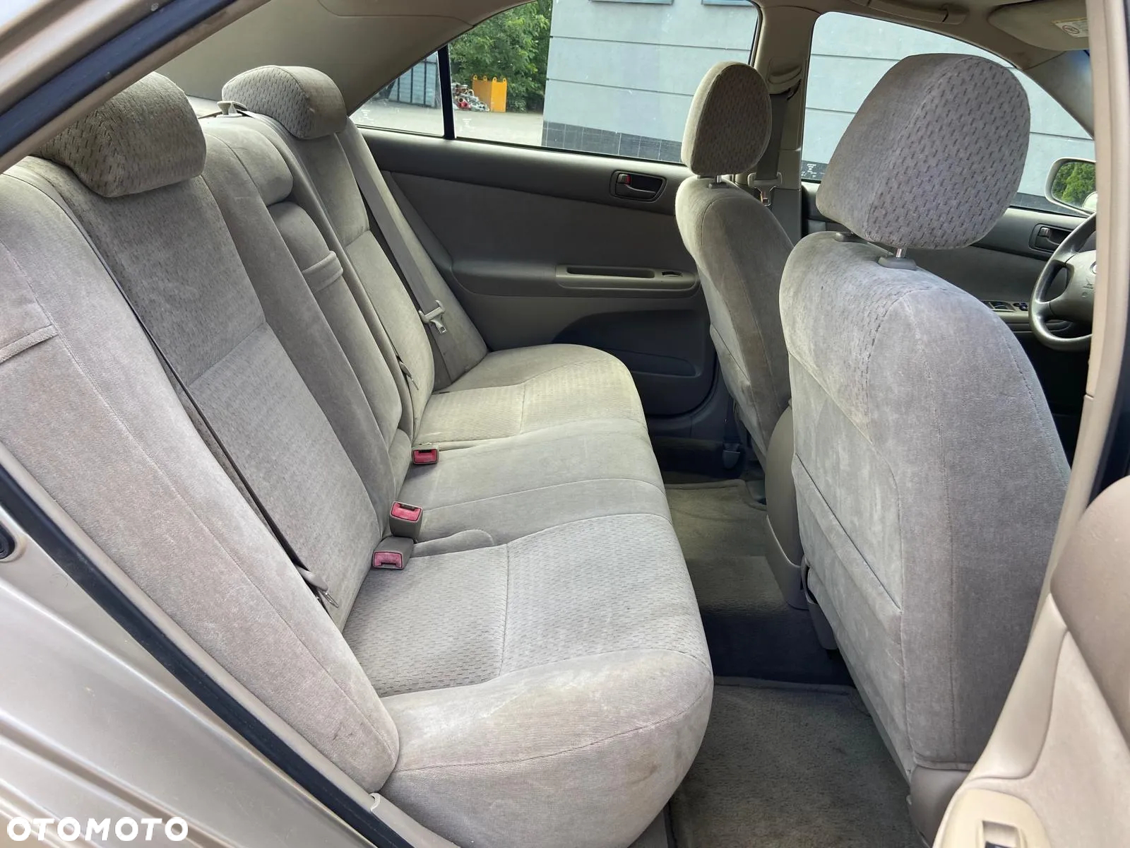 Toyota Camry 2.4 XLE - 6
