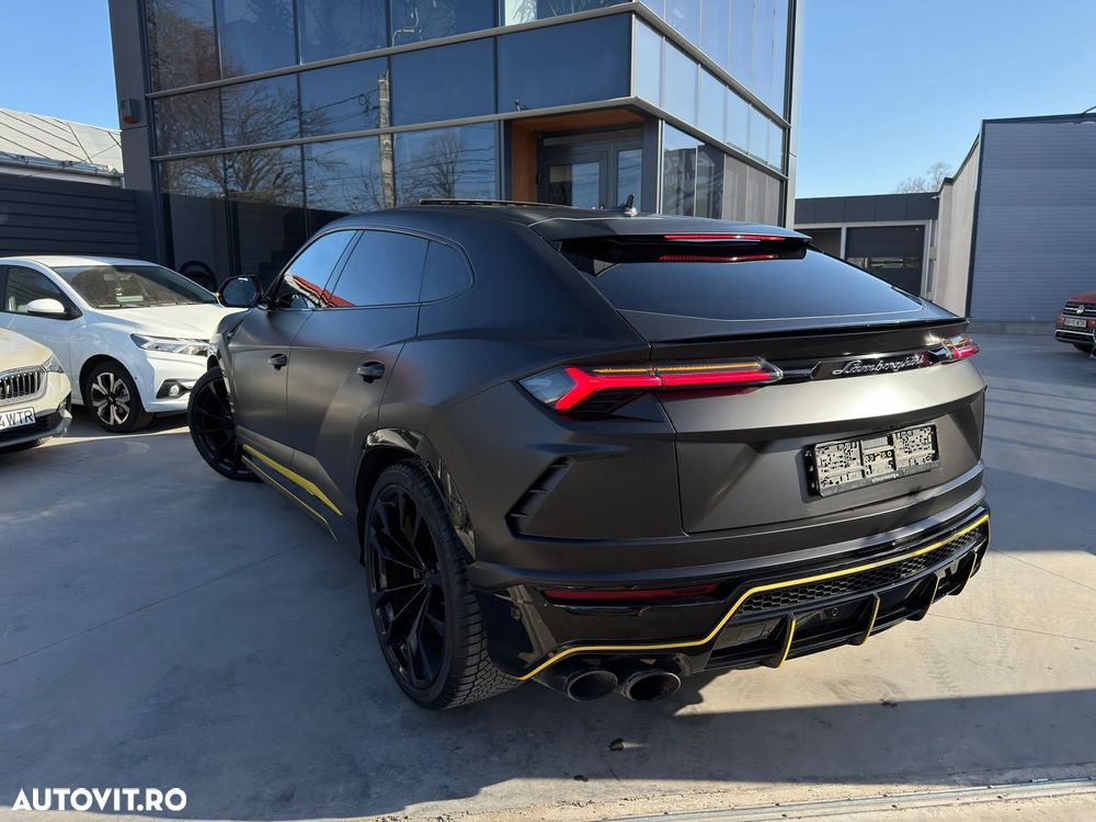 Lamborghini URUS - 8