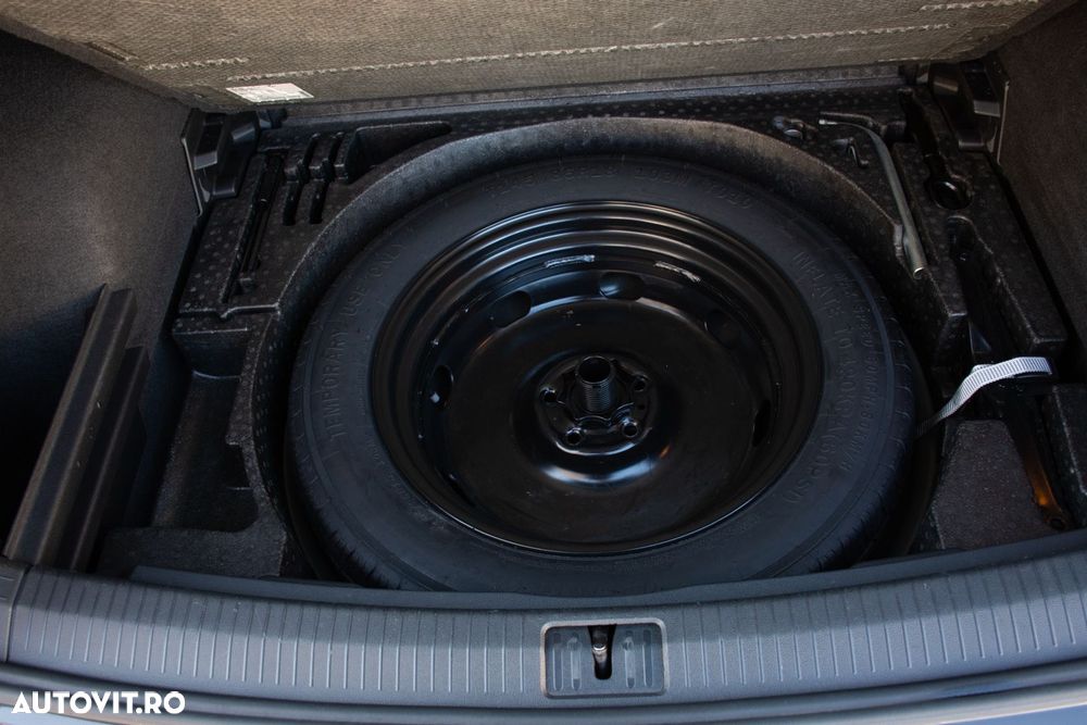 Volkswagen Tiguan 2.0 TDI 4Motion DSG BMT Sport & Style - 25