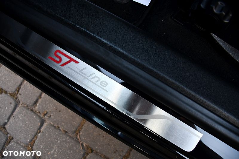 Ford Focus 1.5 EcoBlue Start-Stopp-System ST-LINE X - 34