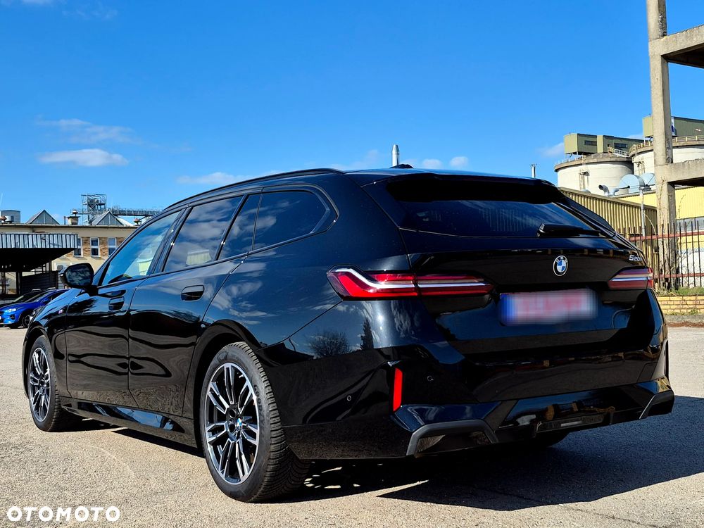 BMW Seria 5 520i mHEV M Sport - 6