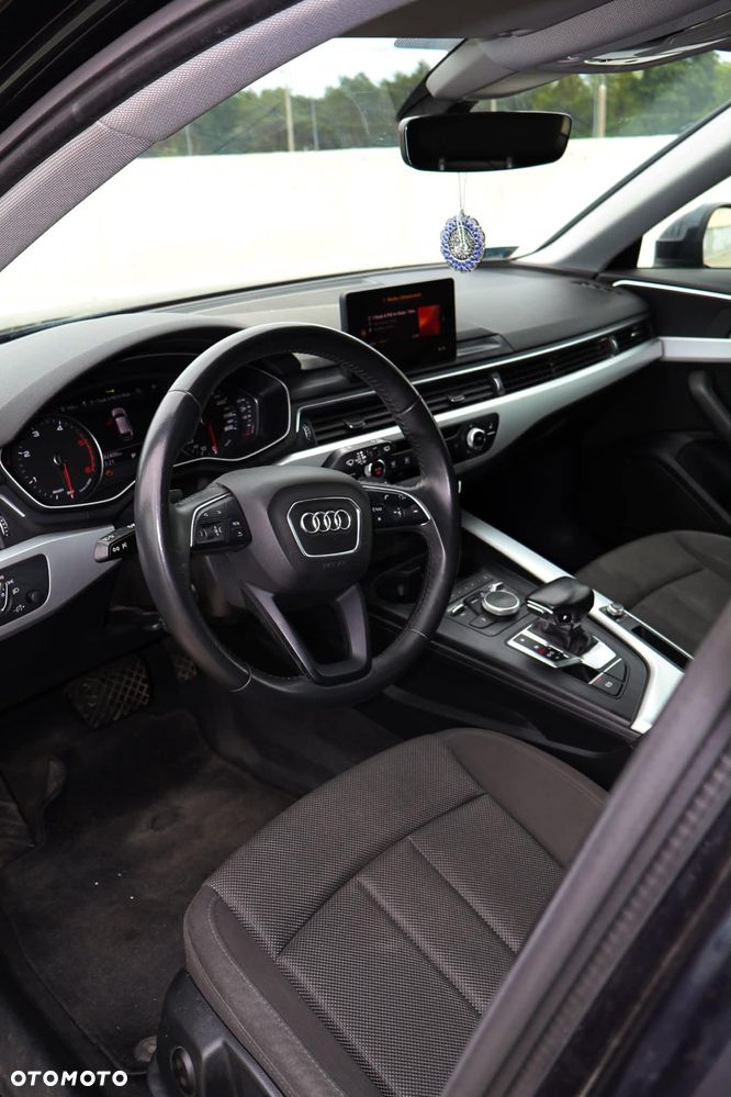 Audi A4 Avant 2.0 TDI S tronic - 12