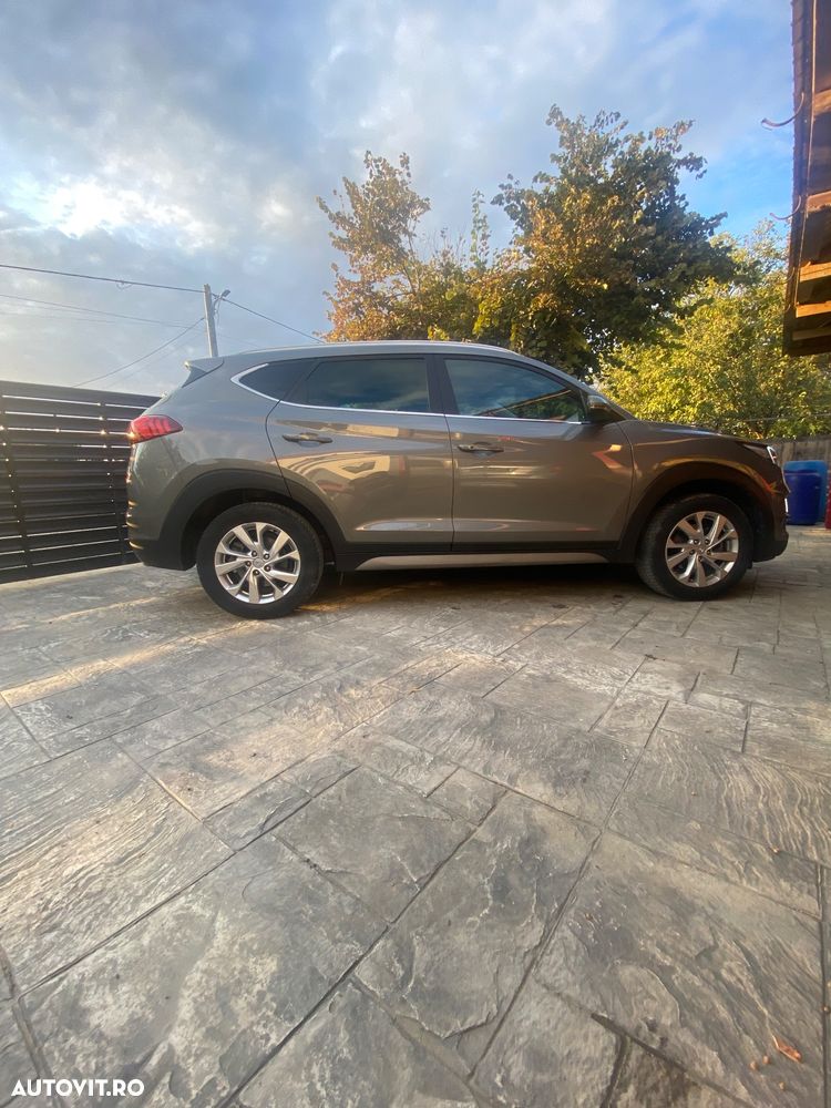 Hyundai Tucson - 4
