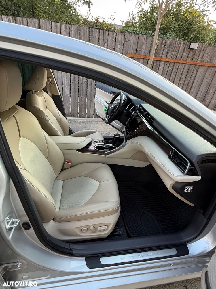 Toyota Camry 2.5 Dynamic - 3