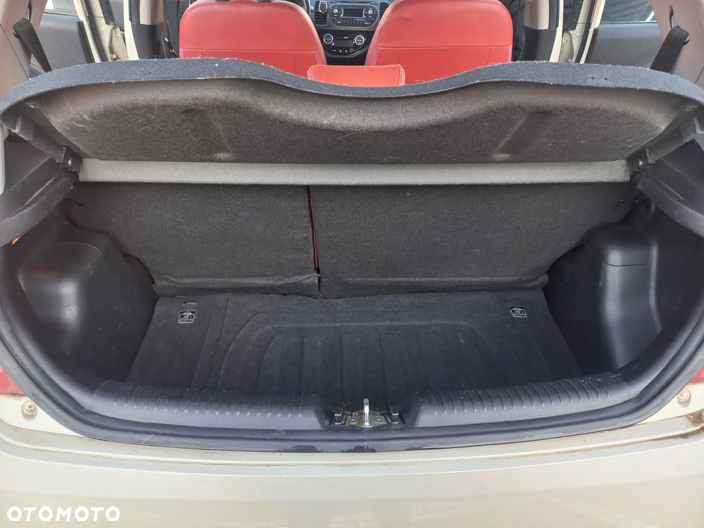 Kia Picanto 1.2 L - 16