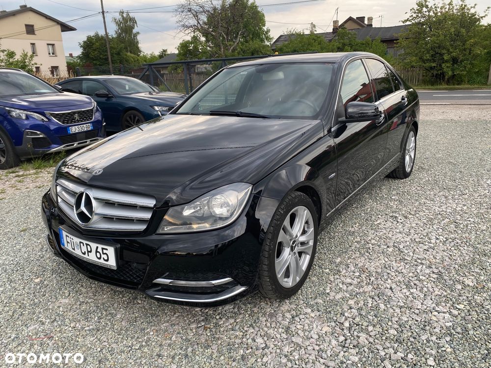 Mercedes-Benz Klasa C 180 CGI Automatik BlueEFFICIENCY Avantgarde - 1