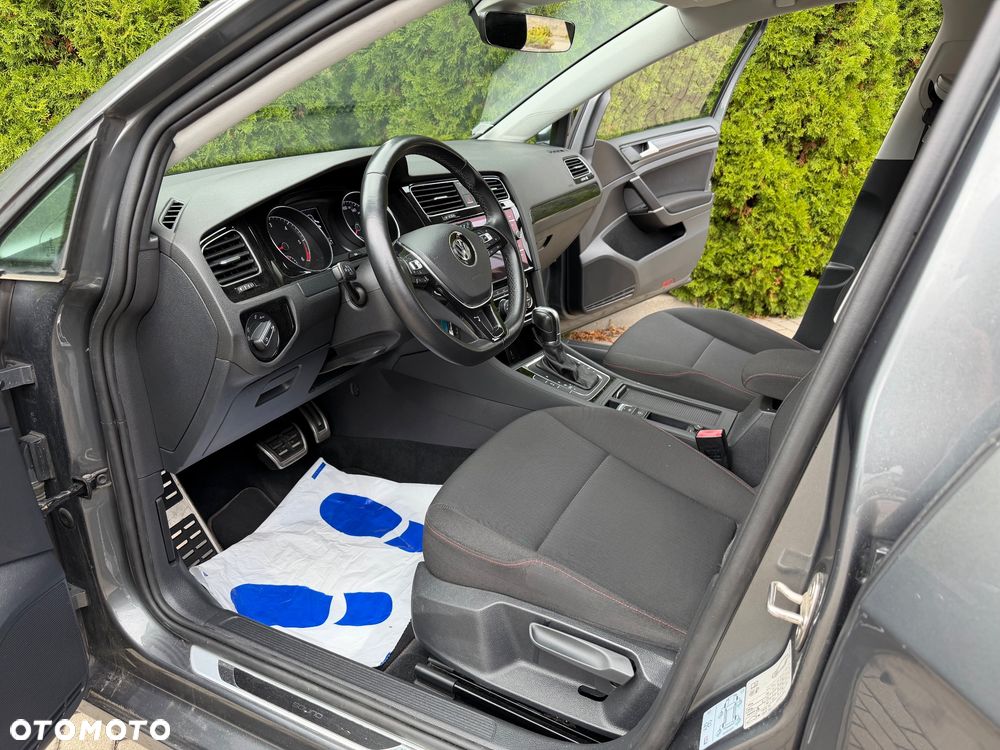 Volkswagen Golf 1.6 TDI DSG Sound - 31