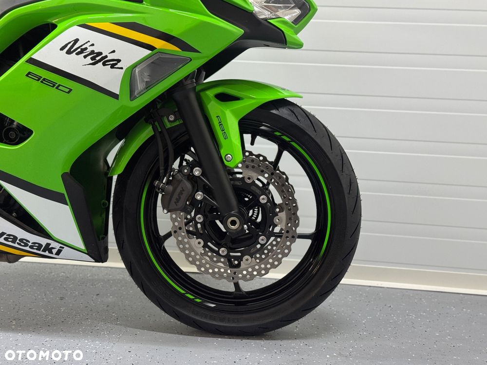 Kawasaki Ninja - 9