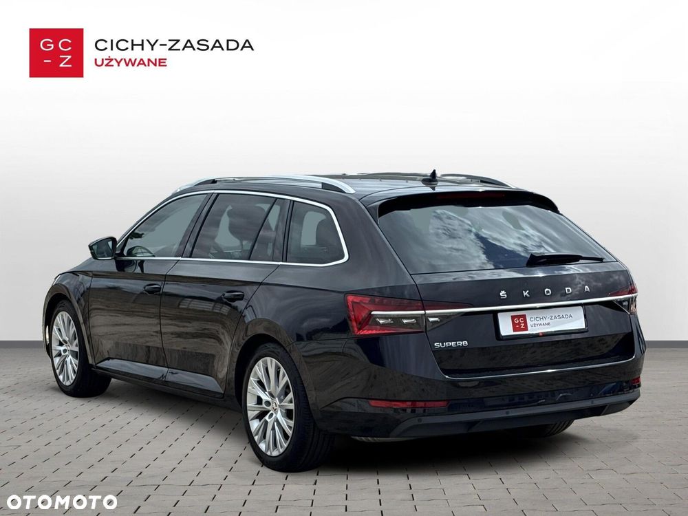 Skoda Superb 2.0 TDI SCR Style DSG - 4
