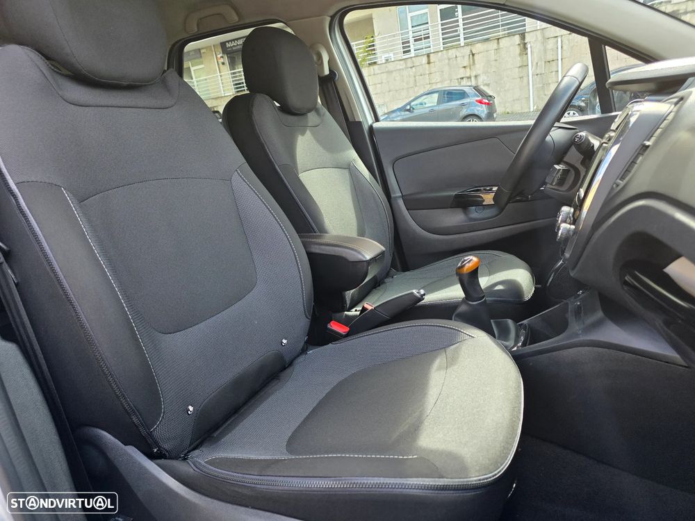 Renault Captur 0.9 TCE Exclusive - 20