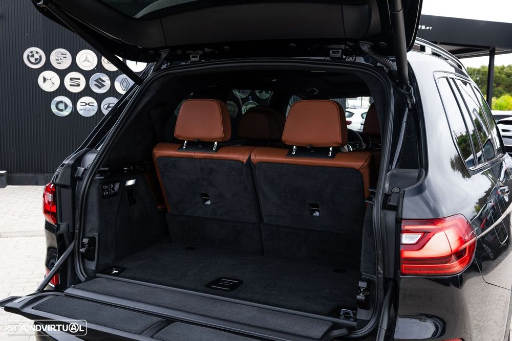 BMW X7 M50d - 13
