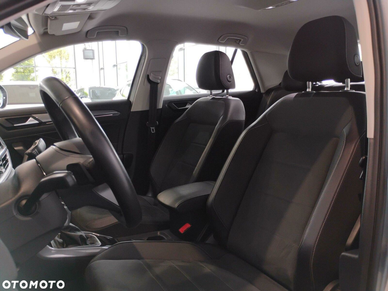 Volkswagen T-Roc 1.5 TSI Style DSG - 14