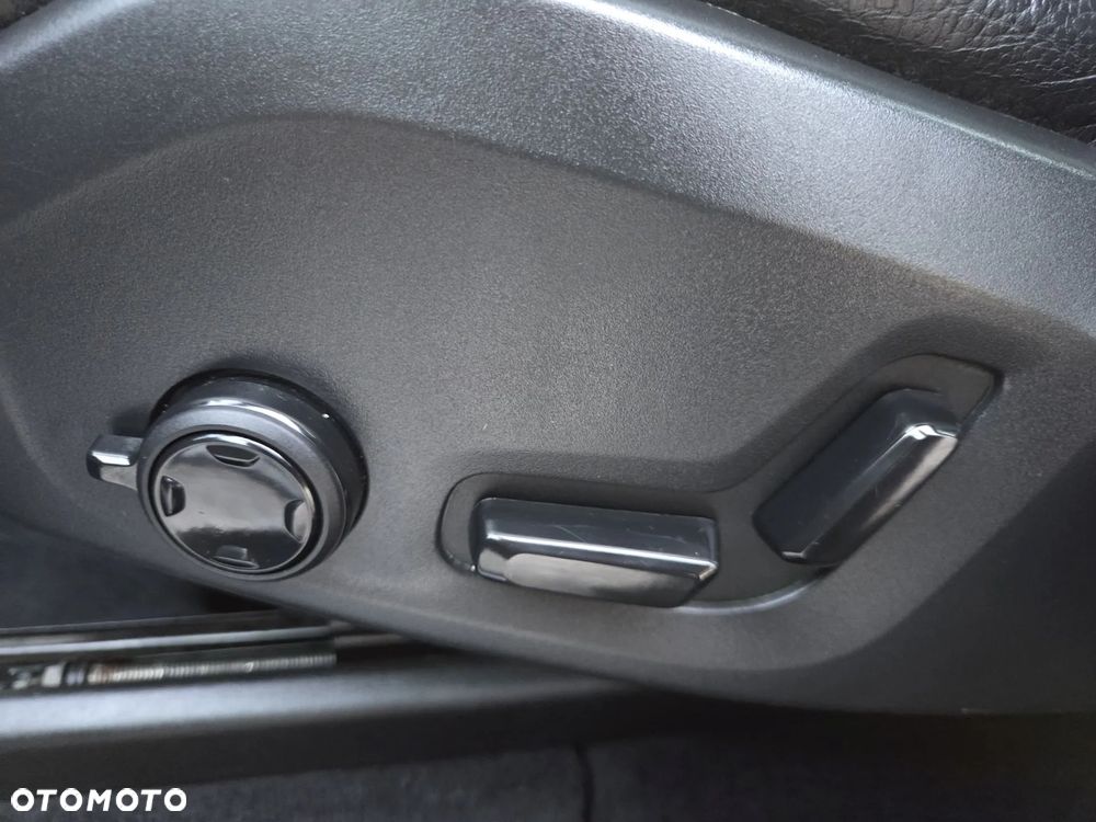 Volvo XC 60 D4 Geartronic Inscription - 30