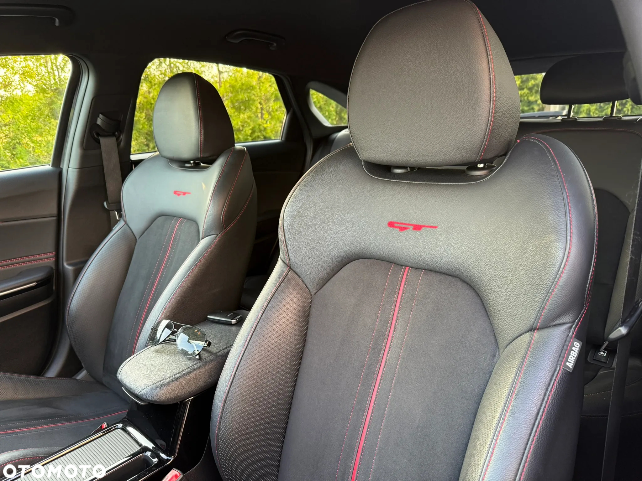 Kia ProCeed 1.6 T-GDI GT DCT - 14