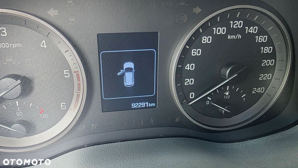 Hyundai Tucson 1.7 CRDI BlueDrive Comfort 2WD - 7