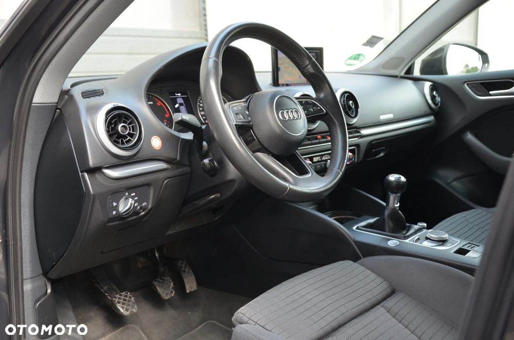 Audi A3 Sportback 2.0 TDI quattro - 15